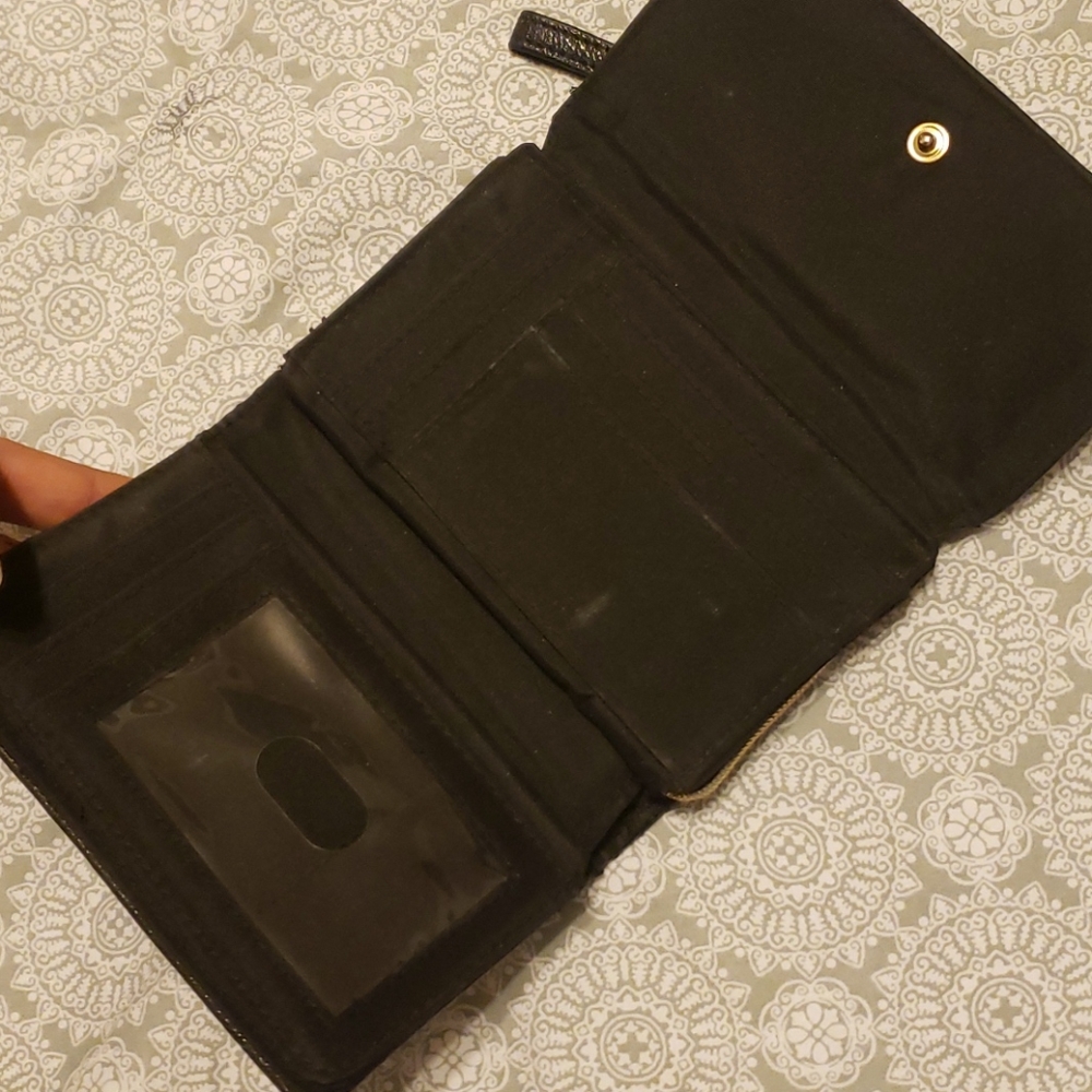 Wallet - Picture 3 of 5